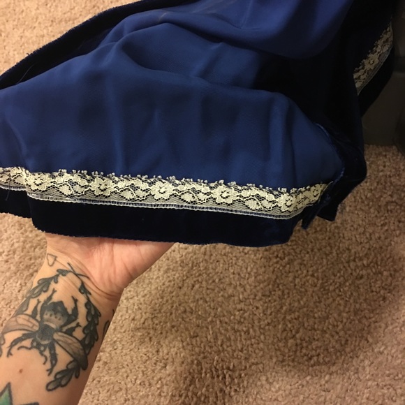 Vintage blue velvet cabaret gown - Picture 6 of 6